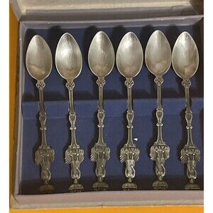 vintage silverplate souvenir sugar spoon “Haiti” Marked “GH3” See Des